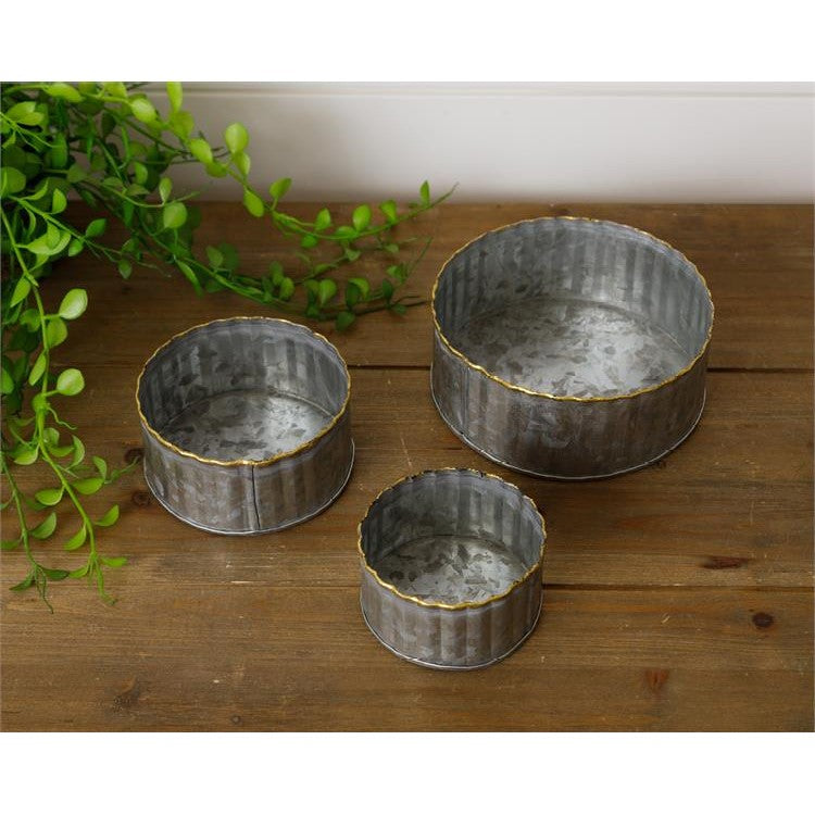 Set of 3 Round Galvanized Mini Containers With Gold Welding