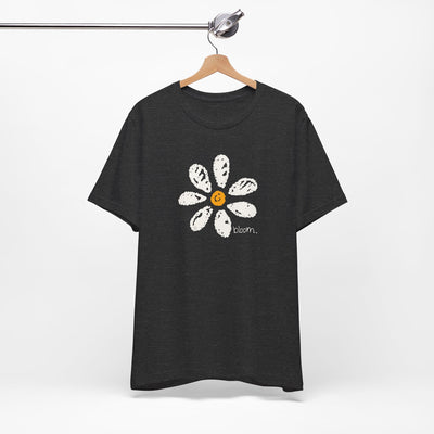 🔥 👚 JULY T-SHIRT OF THE MONTH White Daisy Bloom Cozy T-Shirt