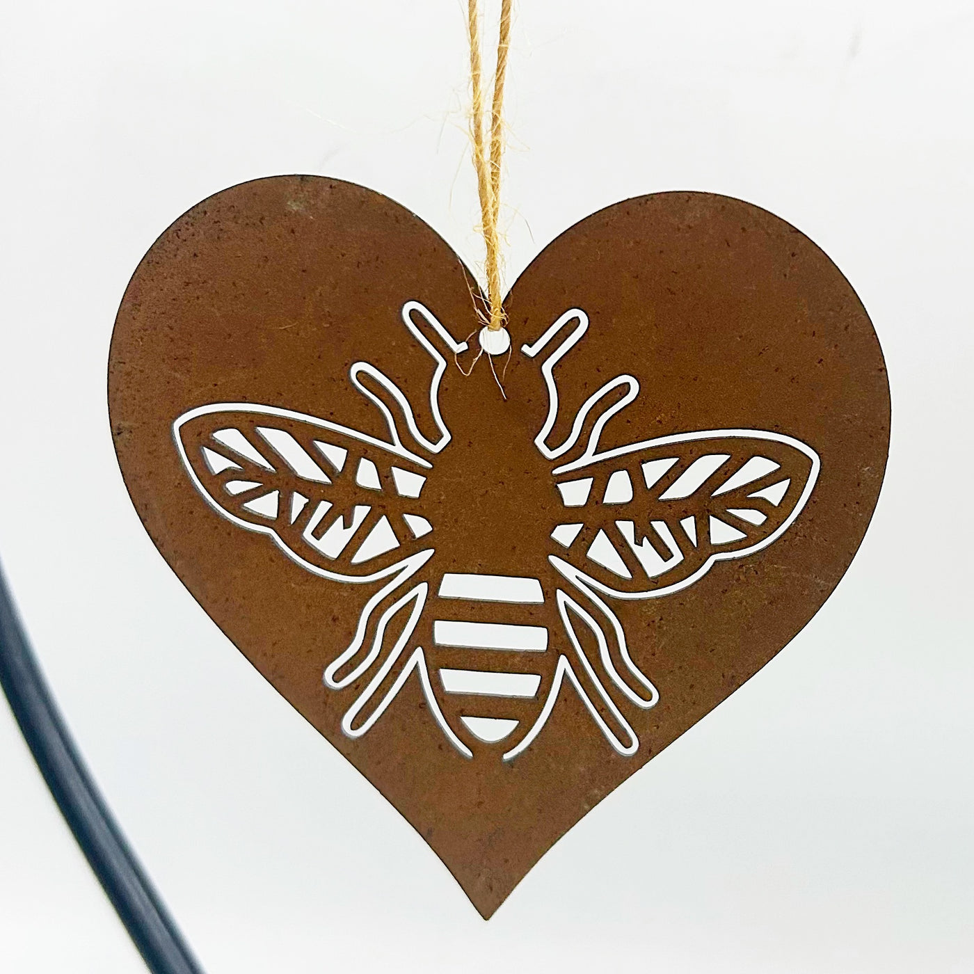 💙 Rusty Heart with Bee Cutout Flat Rustic Ornament