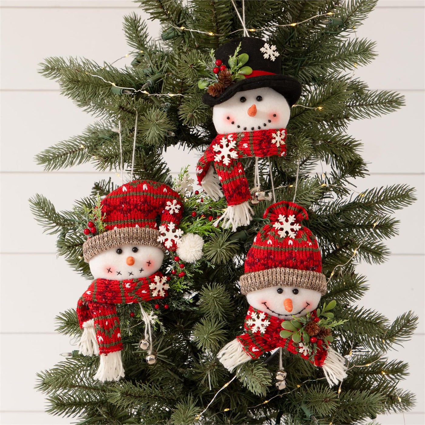 DAY 17 ✨ 25 Days of Ornaments ✨ Set of 3 Wintry Snowman Head Ornaments