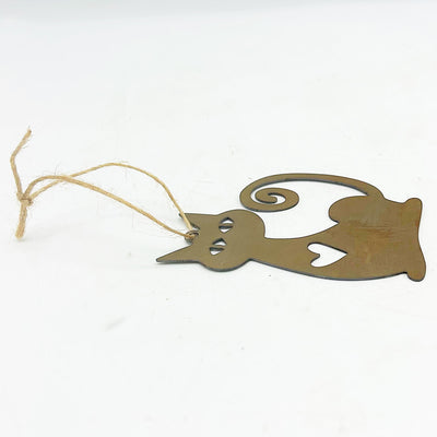 💙 Rusty Cat with Heart Flat Rustic Ornament