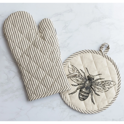 Bee Oven Mitt And Pot Holder