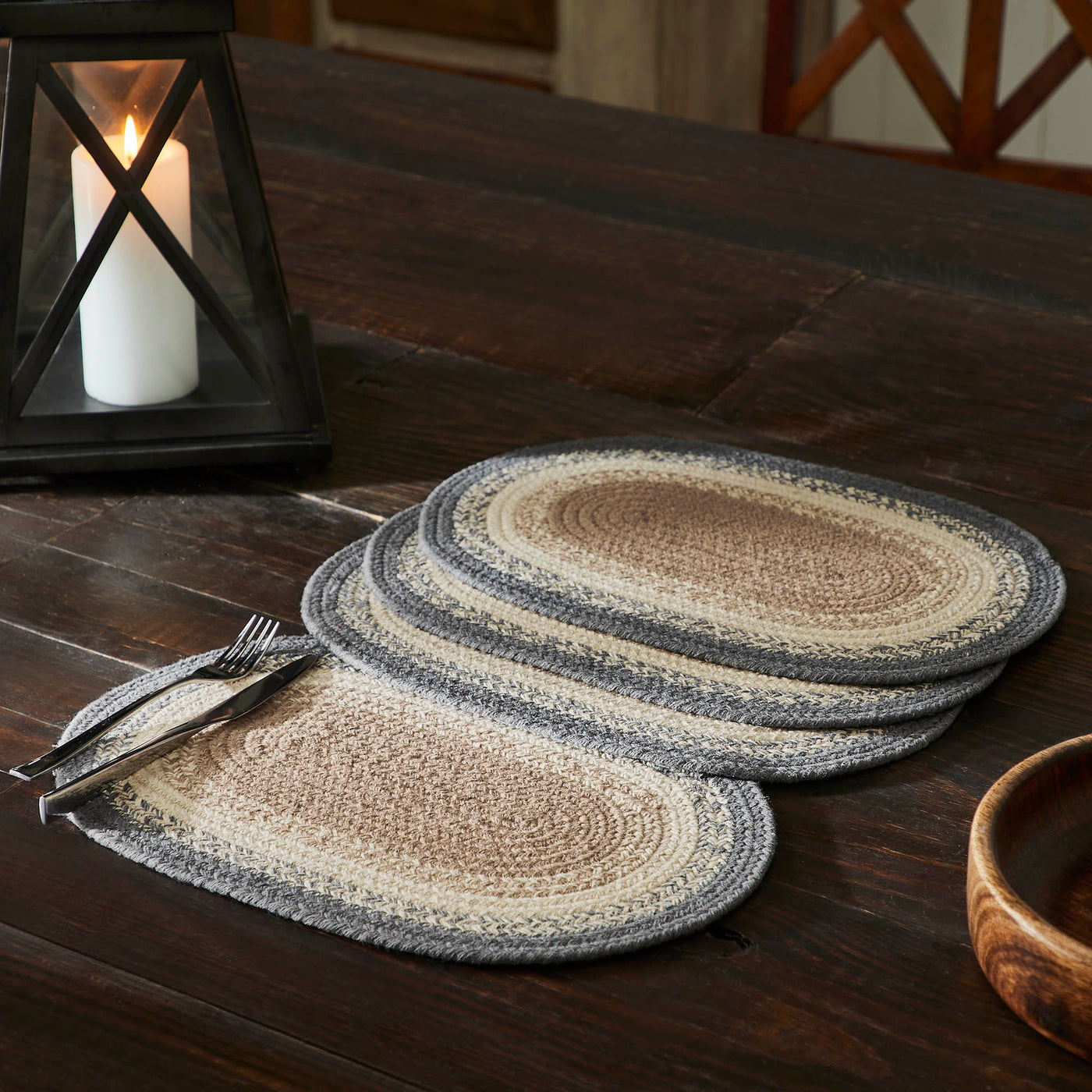 Set of 4 Finders Keepers Oval Placemats