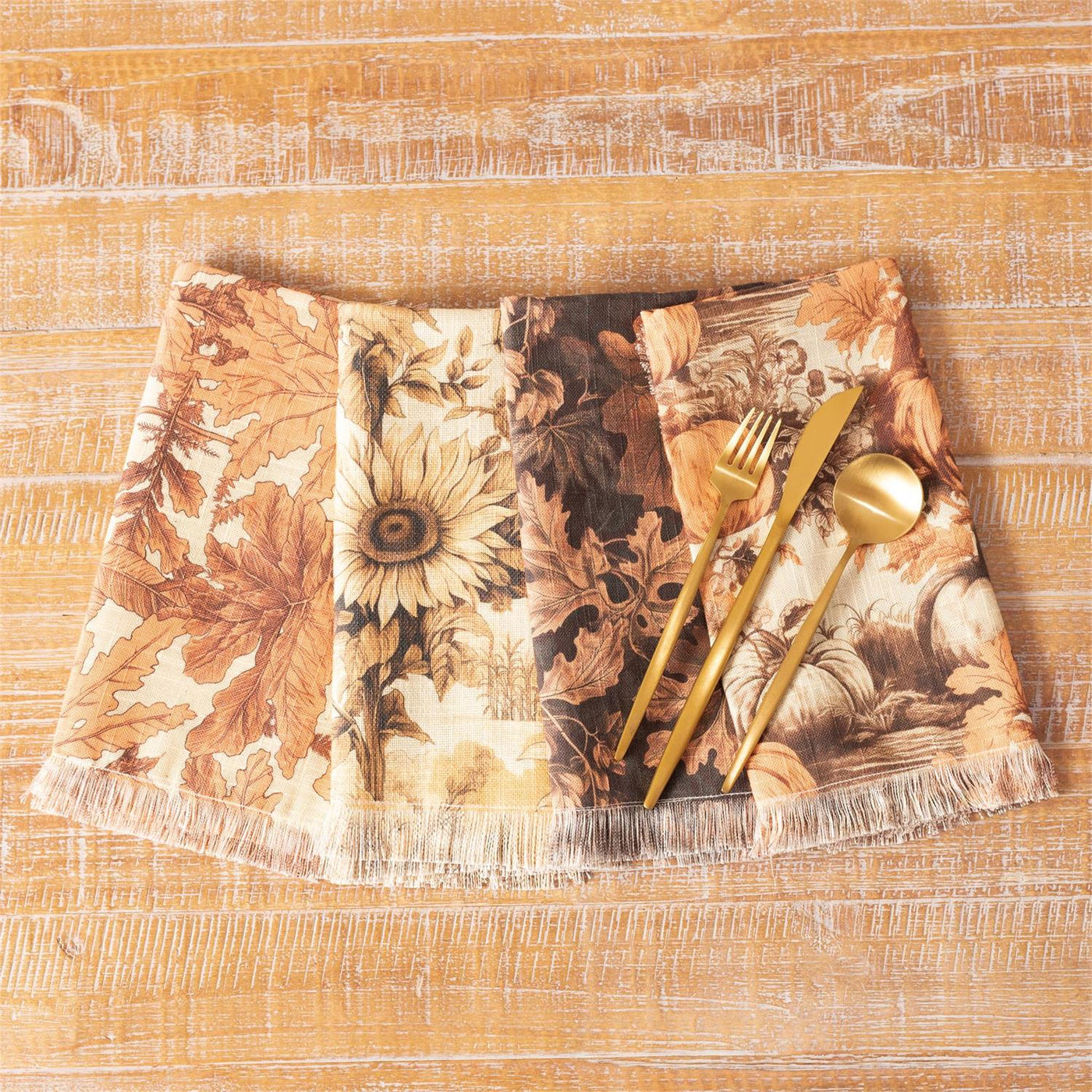 Set of 4 Leaf And Pumpkin Cloth Napkins