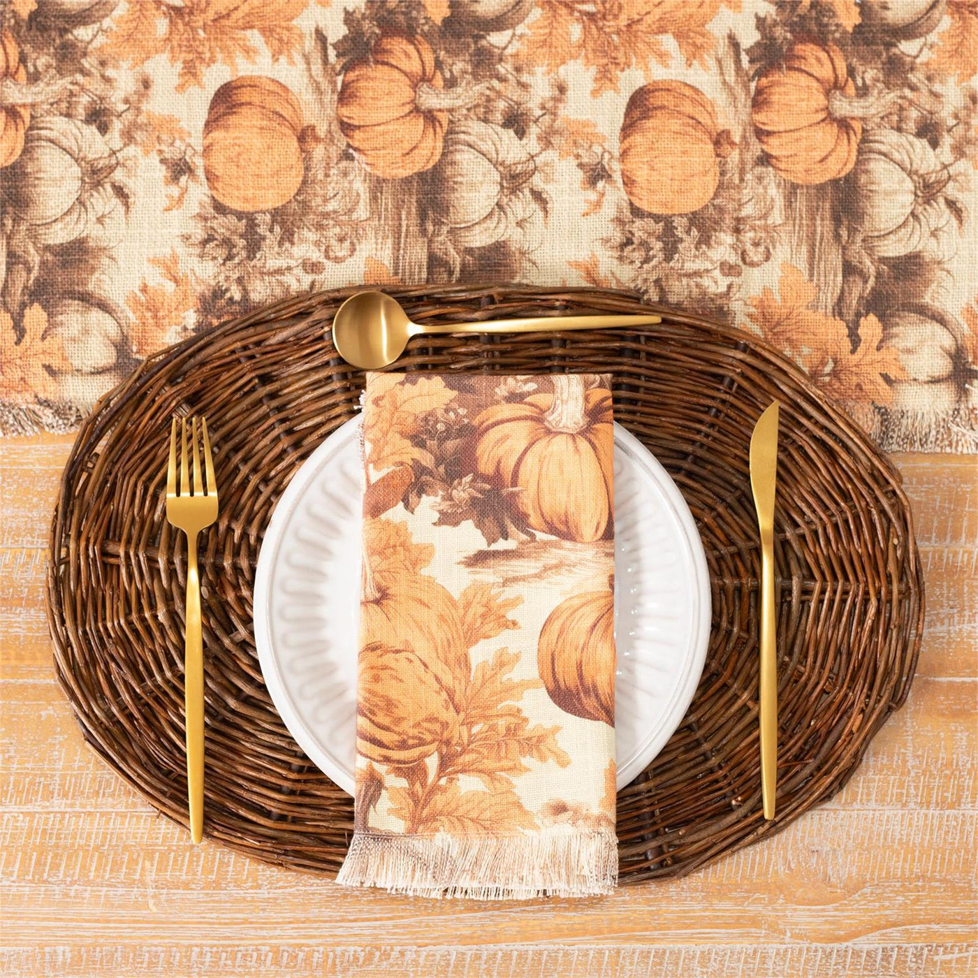Set of 4 Leaf And Pumpkin Cloth Napkins
