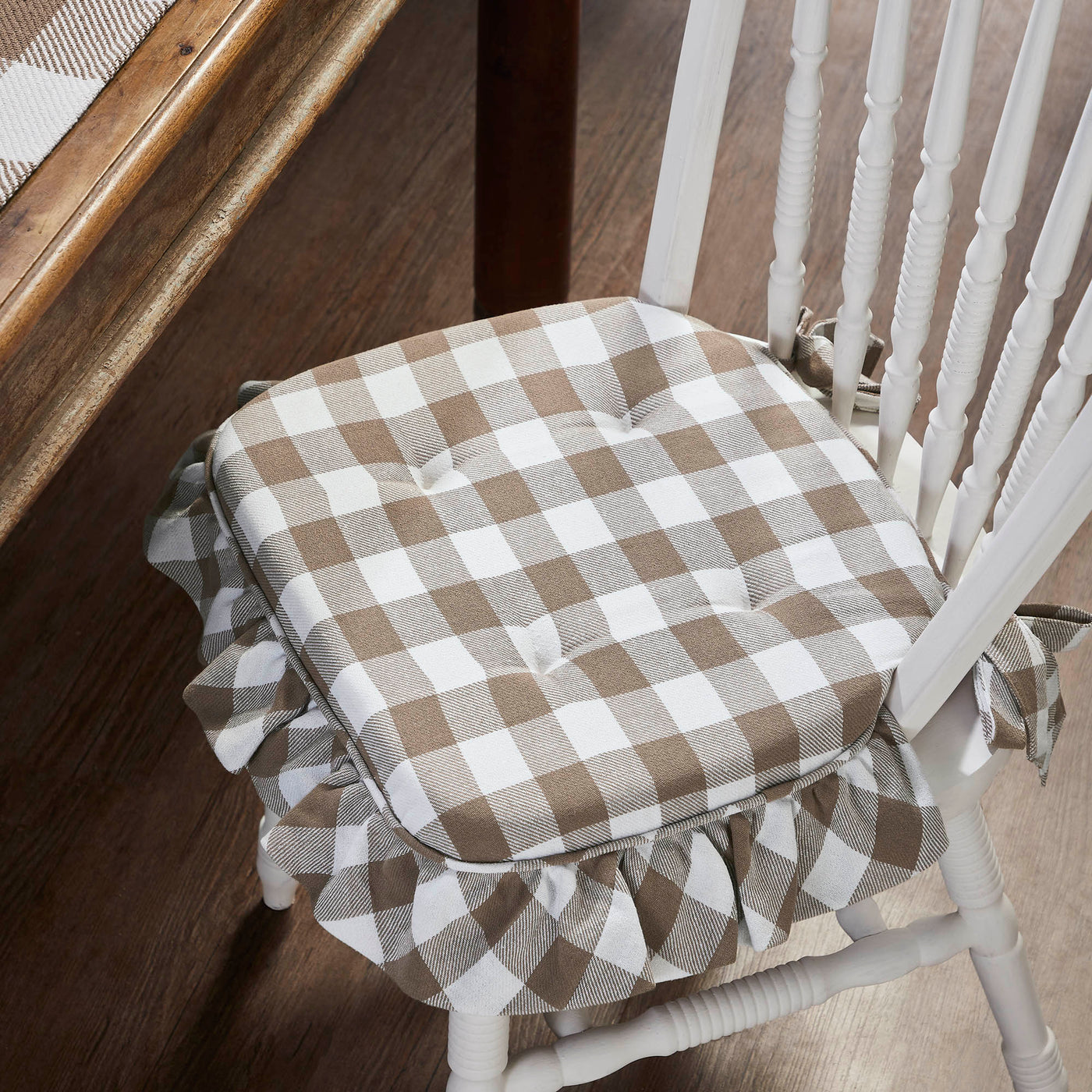 Annie Buffalo Check Portabella Ruffled Chair Pad