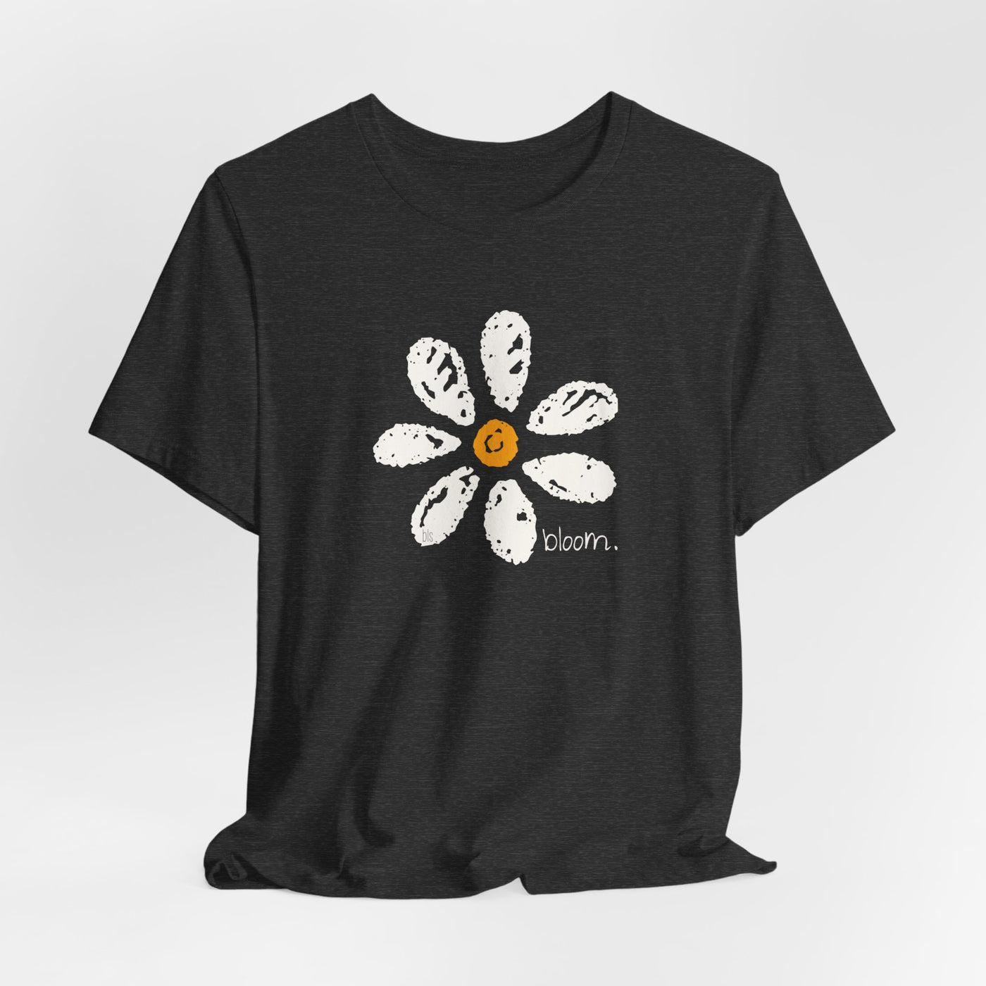 🔥 👚 JULY T-SHIRT OF THE MONTH White Daisy Bloom Cozy T-Shirt