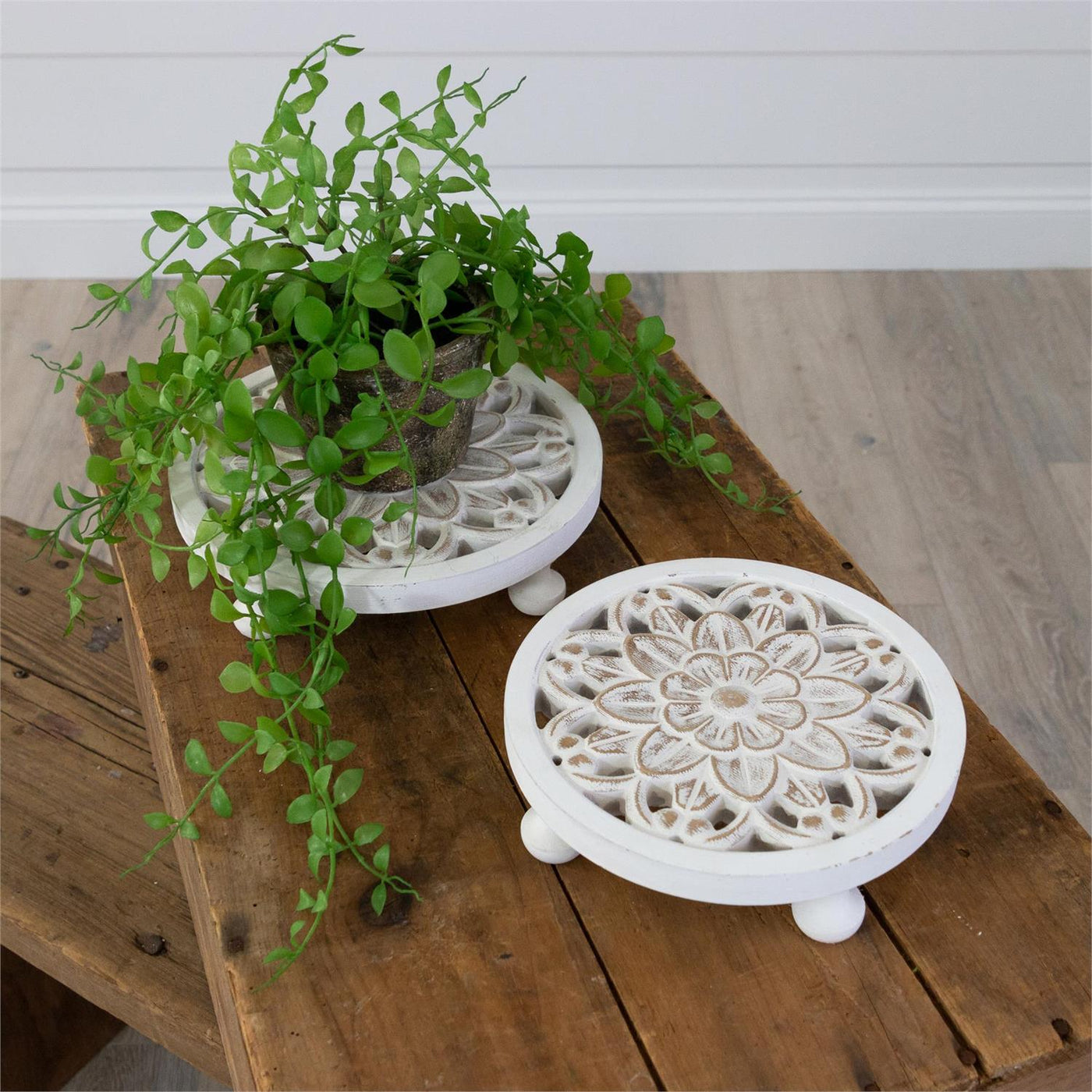 Set of 2 Floral Cut-Out Design Risers