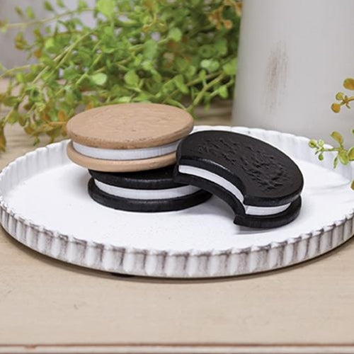 Set of 3 Wooden Cream-Filled Cookies Decor