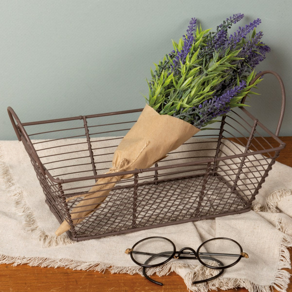 💙 Farmhouse Small Rectangle Wire Basket