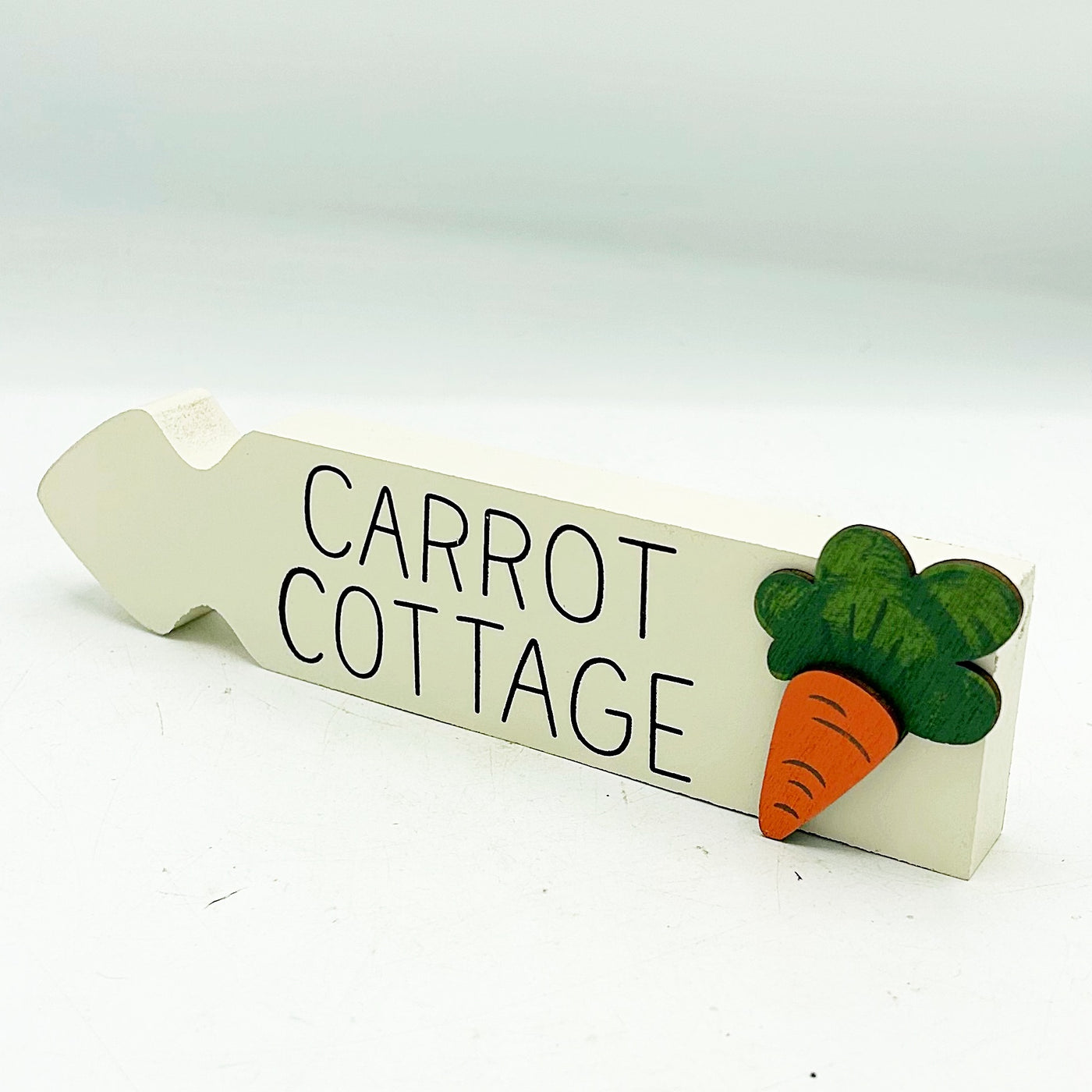 💙 Carrot Cottage Arrow Wooden Sitter Sign