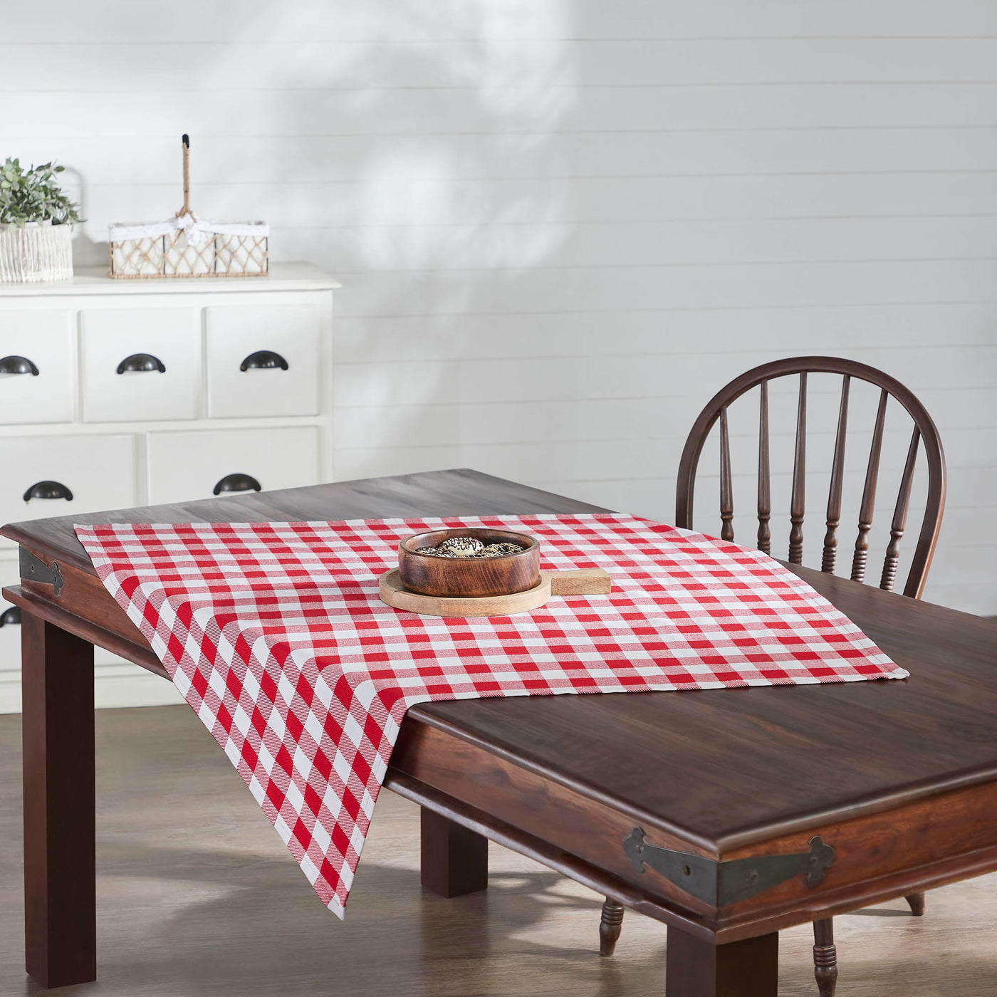 Buffalo Check Red 40" Table Topper