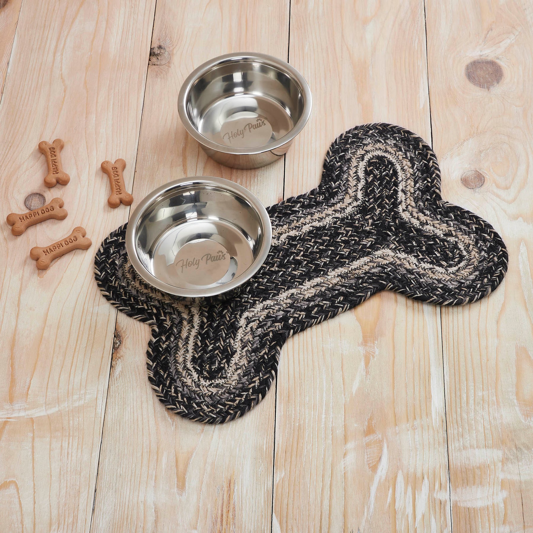 Bone Rug Sawyer Mill Black White Indoor/Outdoor Small Bone Shaped Rug ...