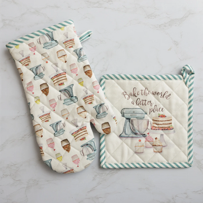 Cupcakes and Cakes Baker Oven Mitt And Pot Holder