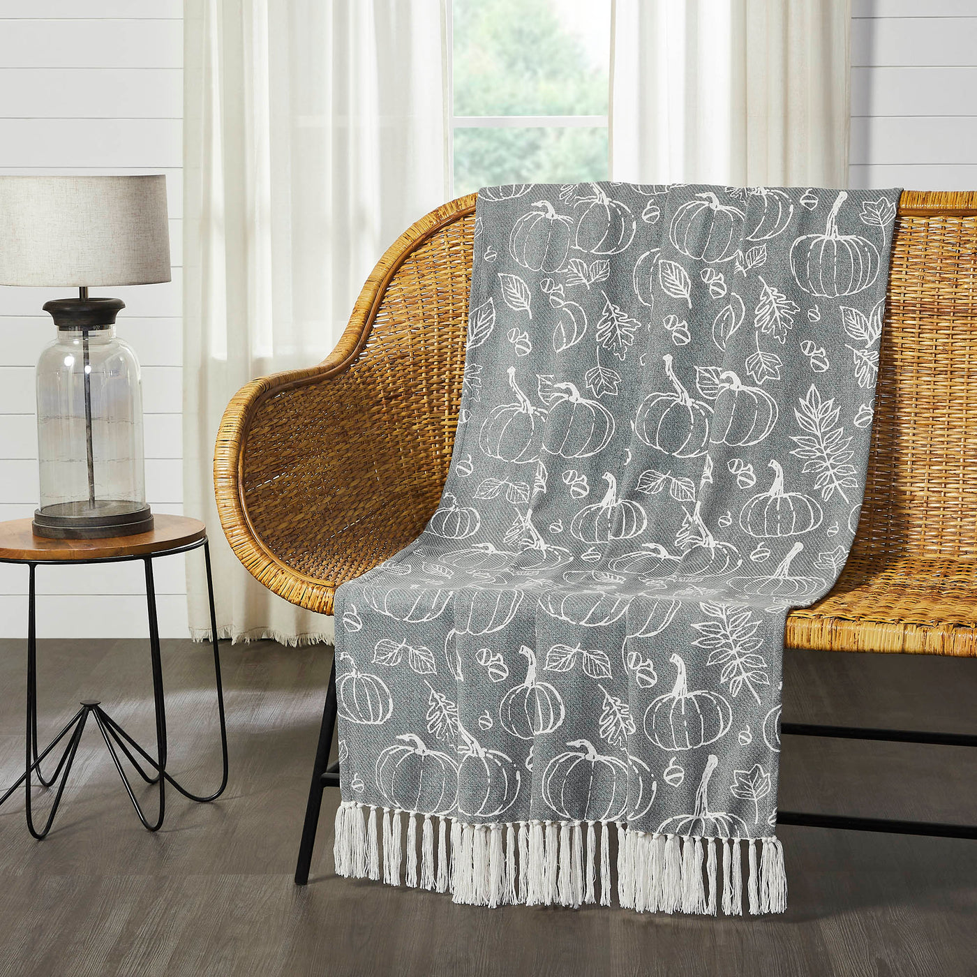 Silhouette Pumpkin Grey Throw 50" x 60"
