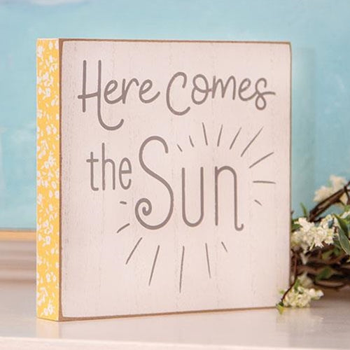 💙 Here Comes the Sun 6" Distressed Wooden Block Sign