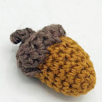 💙 Set of 5 Mini Crochet Acorns 1"