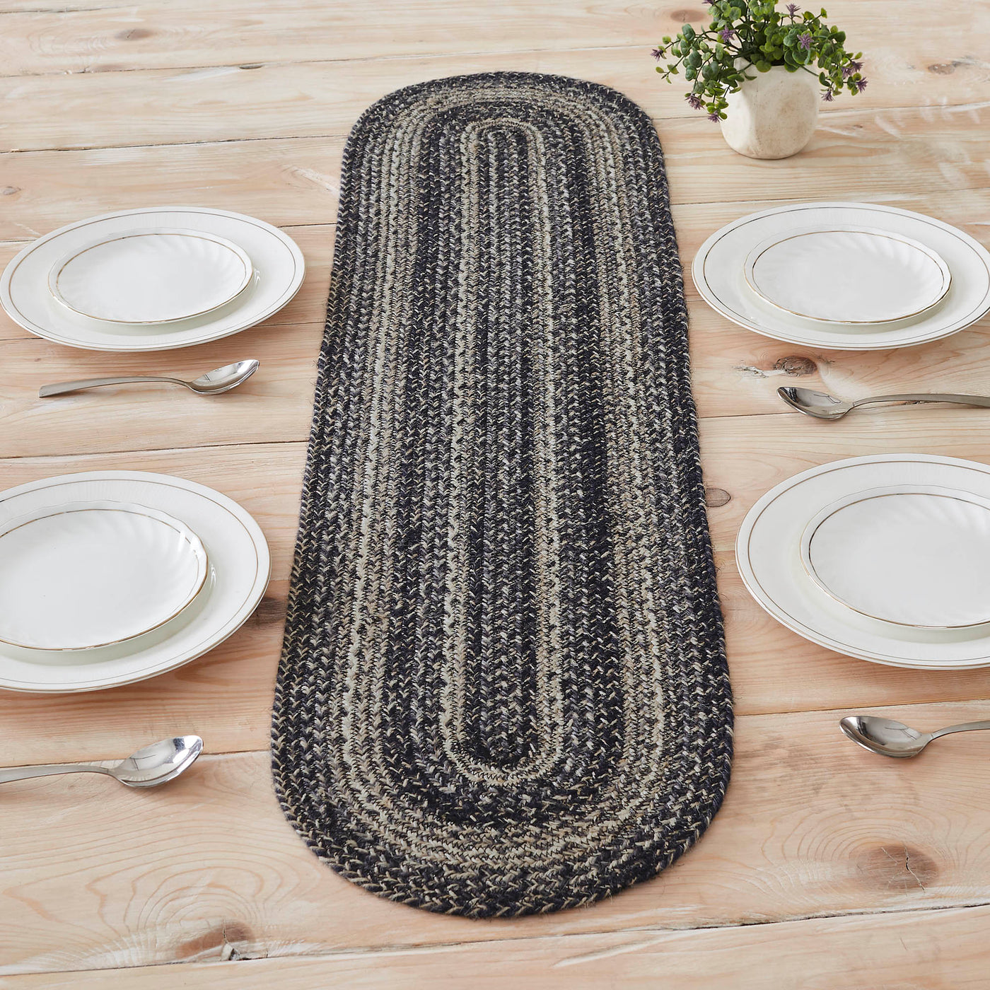 Sawyer Mill Black White 48" Jute Oval Table Runner