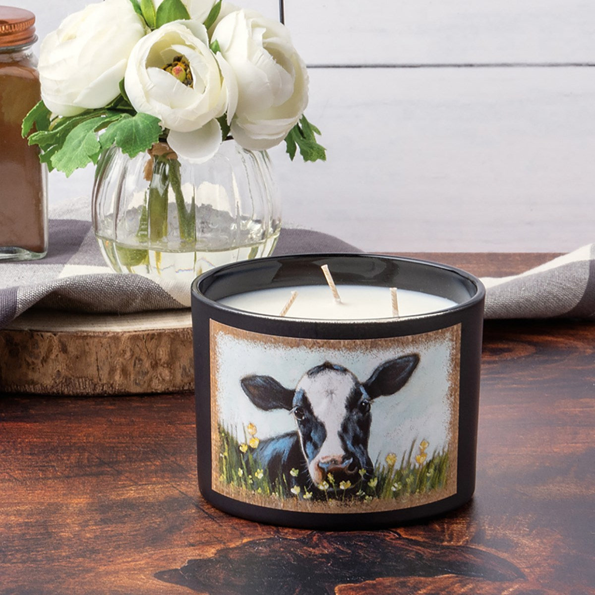 Farmhouse Cow 14 oz Wood Wick Jar Candle