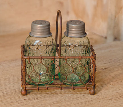 Chicken Wire Caddy with Mason Jar Salt and Pepper Shakers