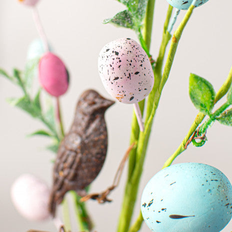 💙 Farmstead Spring Eggs With Rusty Tin Birds 19" Faux Spray