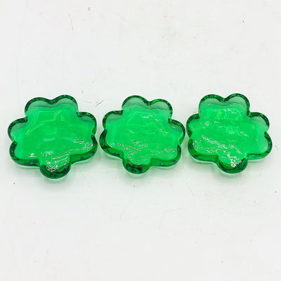 💙 Set of 3 Shamrock Green Glass Decorations