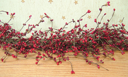 Pip Berry Garland With Stars Burgundy 40 - Red - 40 inches - Bed