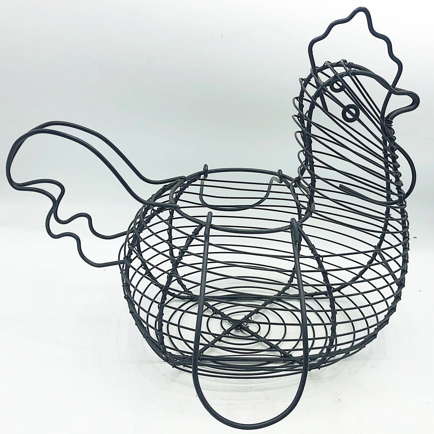 HAPPY BIRTHDAY🎂 💙 Farmhouse Chicken Shaped Black Wire Basket